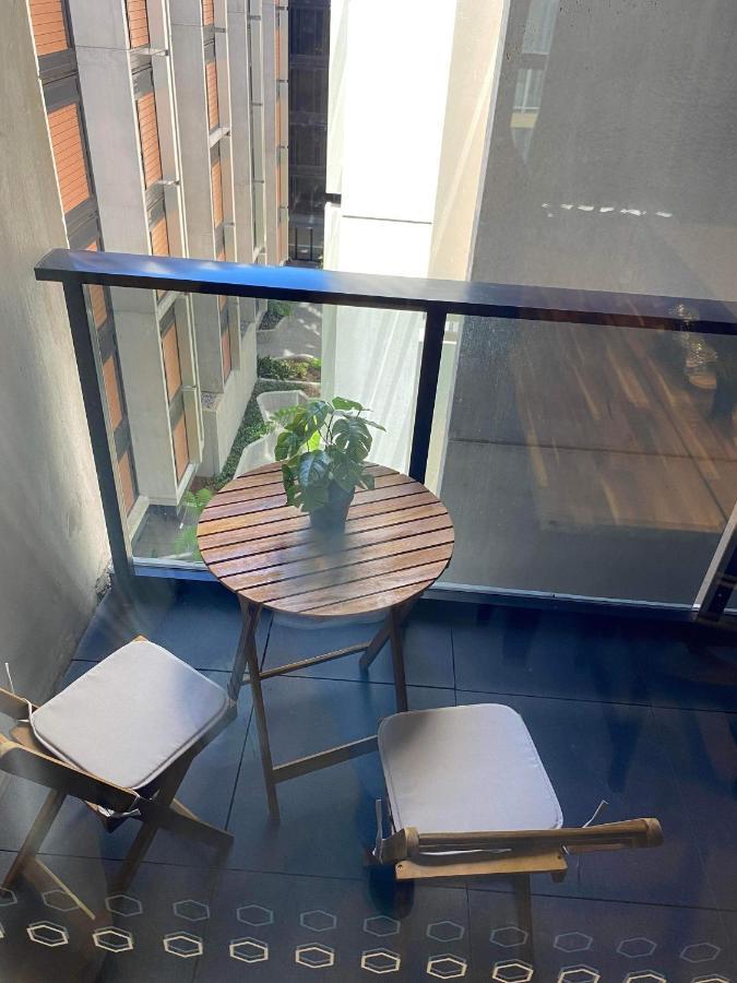 2 Bed 2 Bath Luxury Apartment In Braddon Canberra - Free Heated Pool, Gym, Parking ภายนอก รูปภาพ